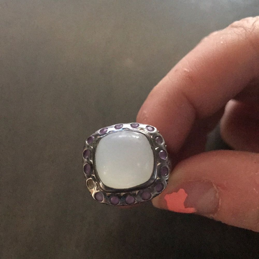 Ring  - Picture 3 of 4